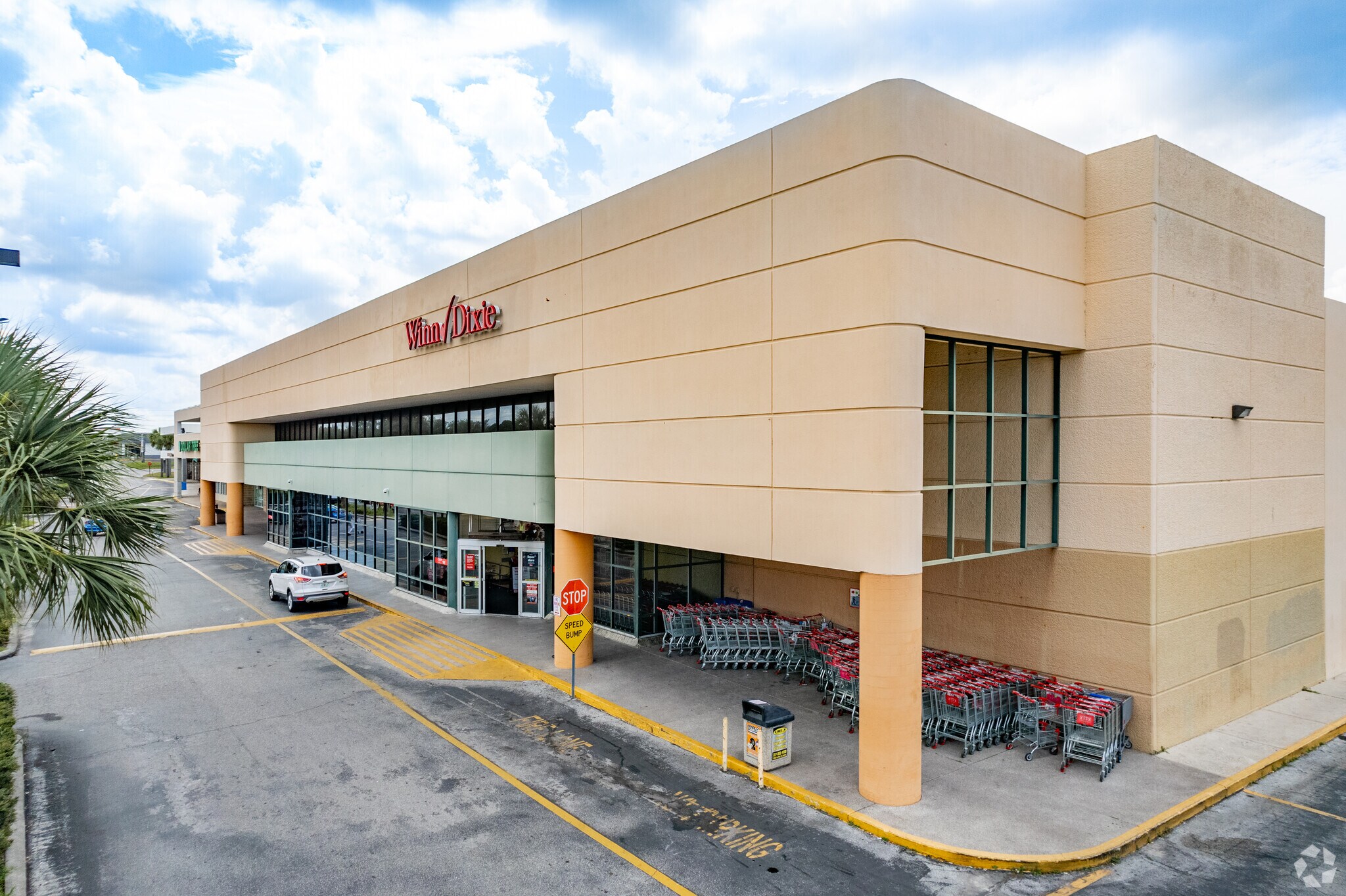 6400 Massachusetts Ave, New Port Richey, FL for lease Primary Photo- Image 1 of 22