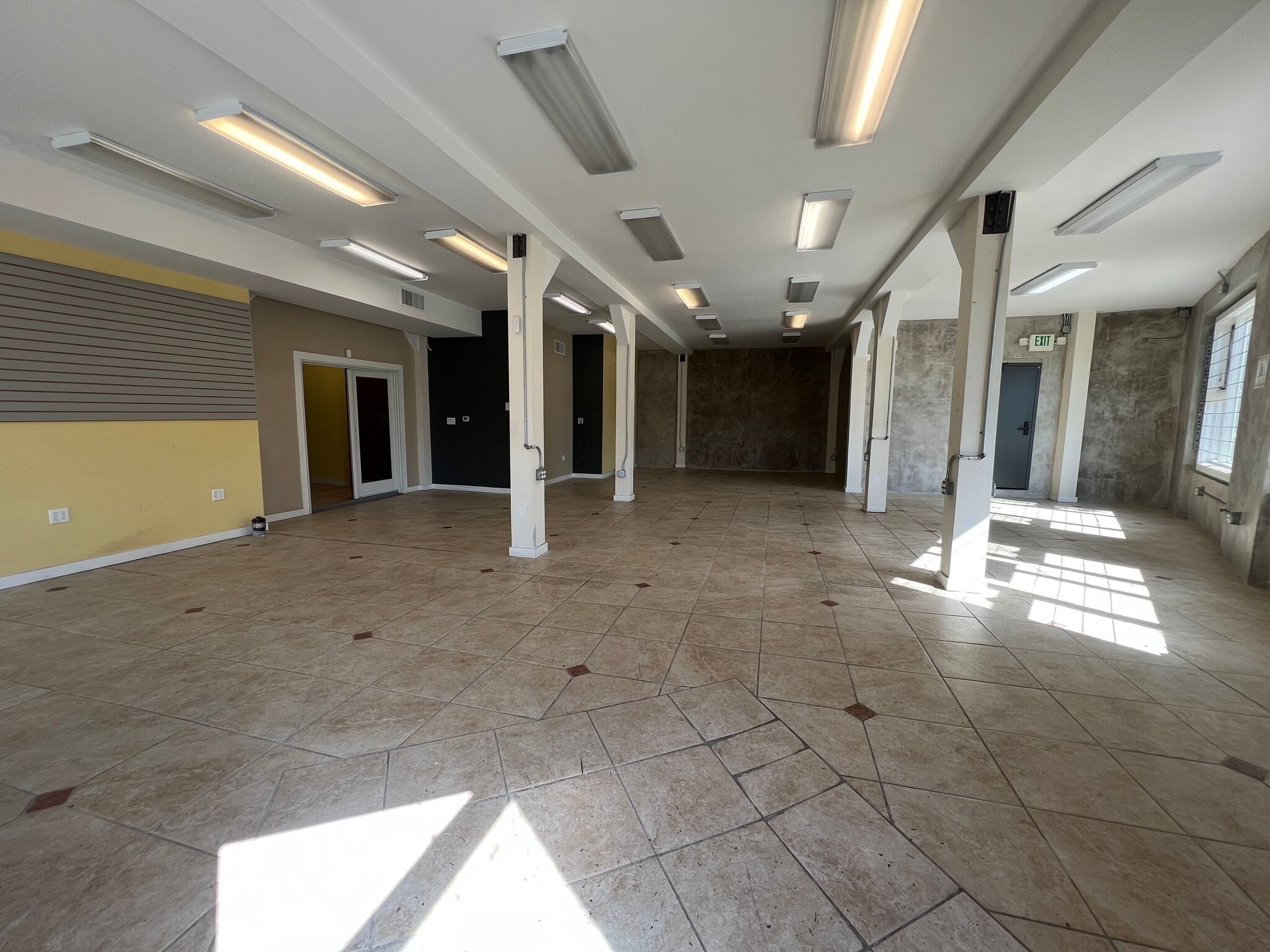 2750 Adeline St, Berkeley, CA for lease Interior Photo- Image 1 of 4