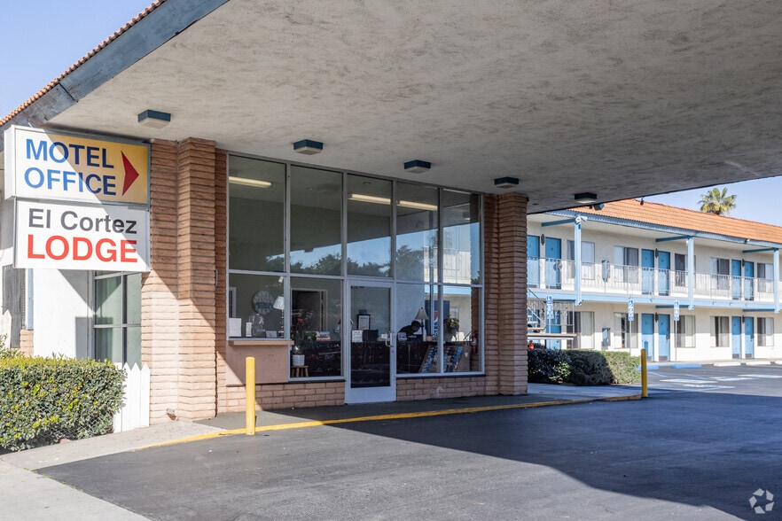 1503 E 1st St, Santa Ana, CA for sale - Building Photo - Image 3 of 24