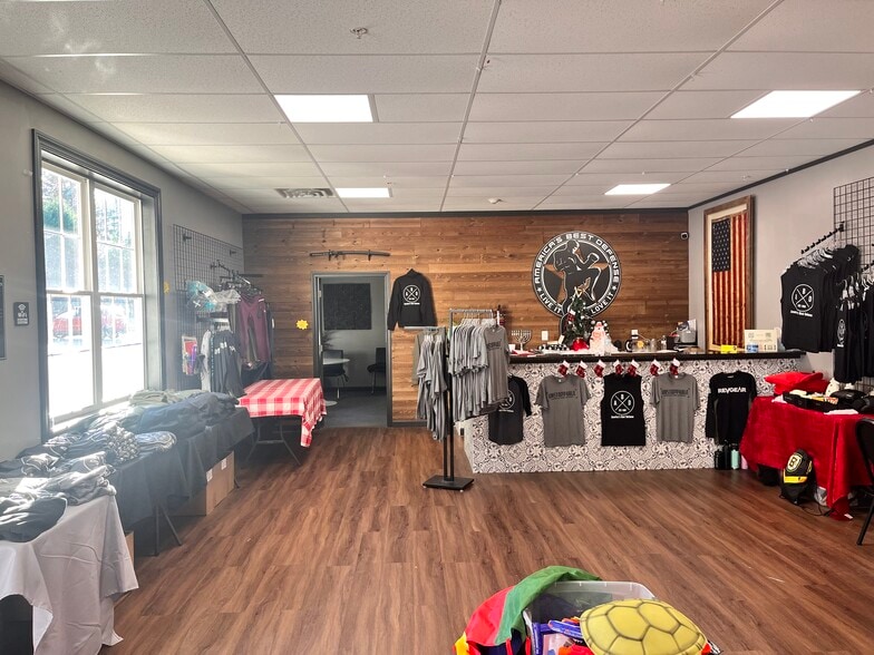 75 W Main St, Northborough, MA for lease - Interior Photo - Image 2 of 9