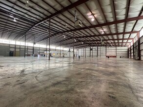 160 Industrial Dr, Jackson, MS for lease Building Photo- Image 1 of 6