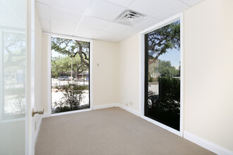 4139 Gardendale St, San Antonio, TX for lease Interior Photo- Image 2 of 7