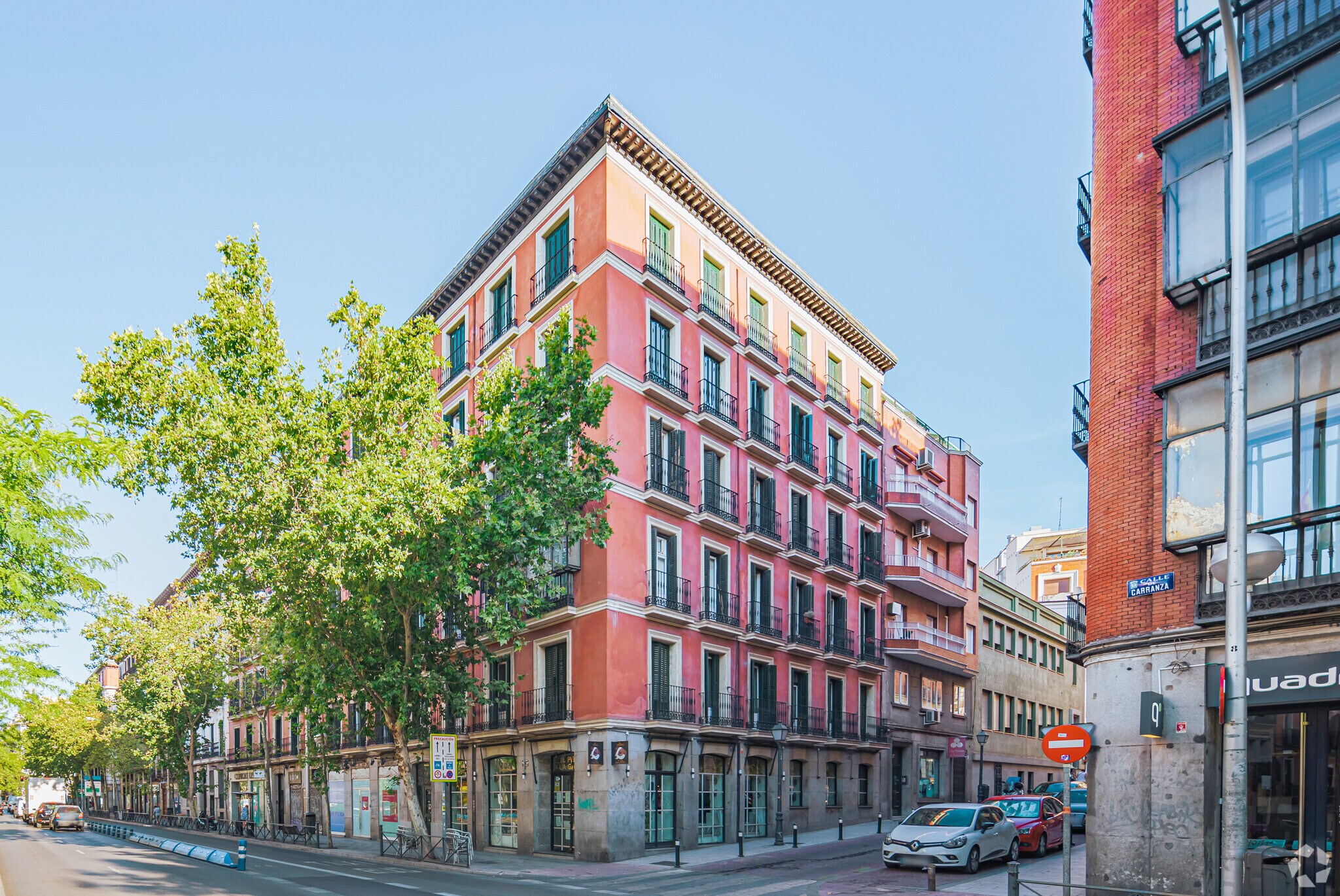 Calle de Carranza, 10, Madrid, Madrid for lease Primary Photo- Image 1 of 3