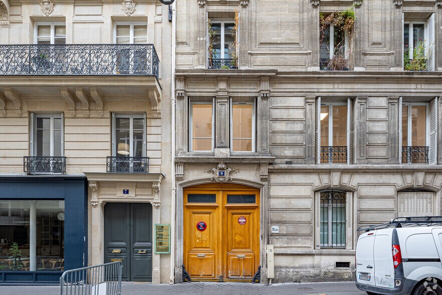 9 Rue Sainte-Anne, Paris for lease - Building Photo - Image 2 of 3