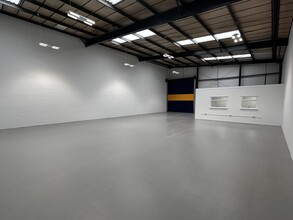 Stockmans Clos, Birmingham for lease Interior Photo- Image 2 of 3