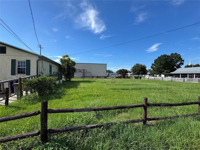 225 N Scenic Hwy, Frostproof, FL for sale - Building Photo - Image 2 of 15