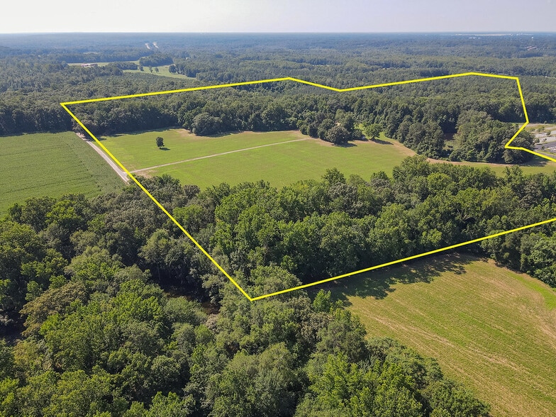 6279 Powhite Farm Dr, Mechanicsville, VA for sale - Aerial - Image 2 of 9