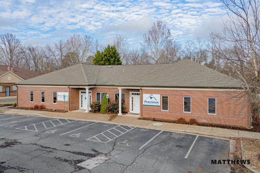 210 Executive Center Pky, Fredericksburg, VA for sale - Building Photo - Image 1 of 4