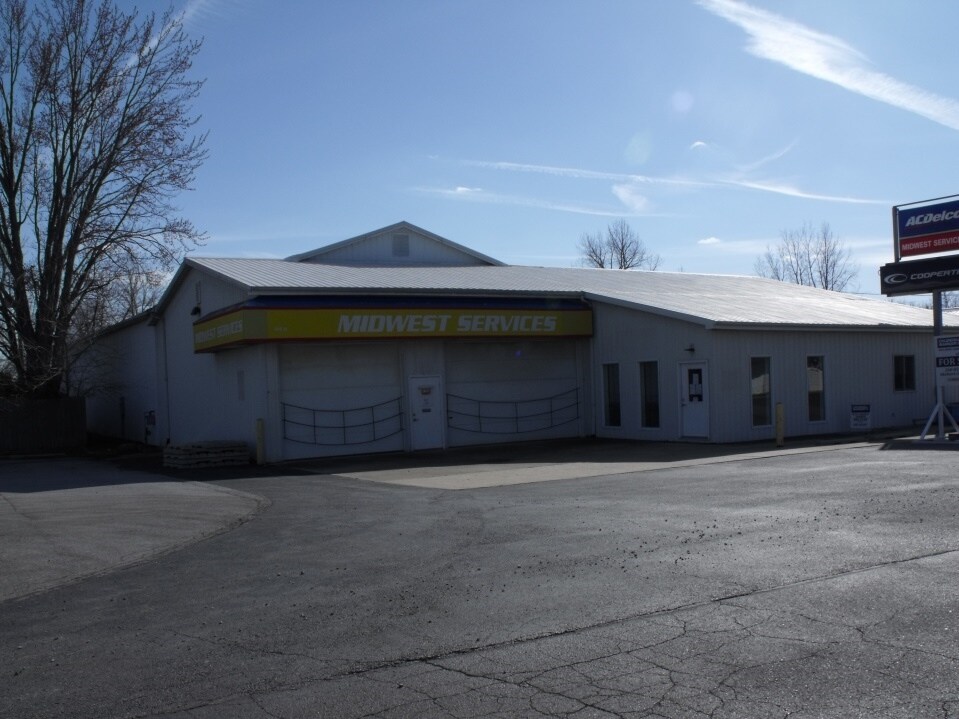 1302 N Wayne St, Angola, IN for sale Primary Photo- Image 1 of 1