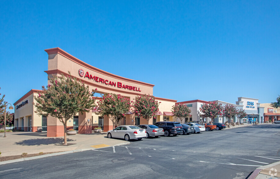 101-125 Bernal Rd, San Jose, CA for lease - Building Photo - Image 1 of 5