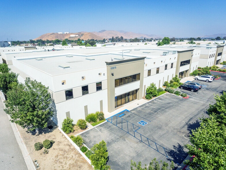 10675 San Sevaine Way, Jurupa Valley, CA for lease - Building Photo - Image 3 of 5