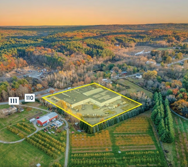 325 Ayer Rd, Harvard, MA for lease - Building Photo - Image 1 of 7