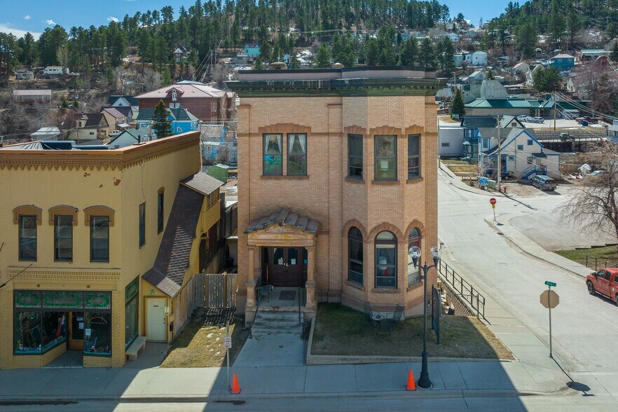 215 W Main St, Lead, SD 57754