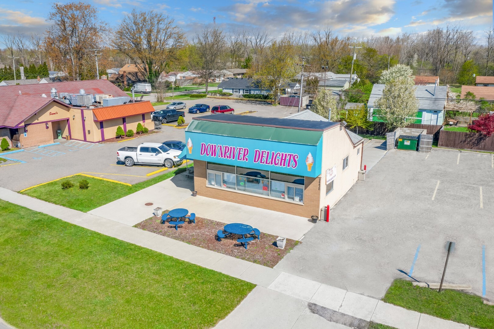 24430 Eureka Rd, Taylor, MI 48180 Retail for Lease