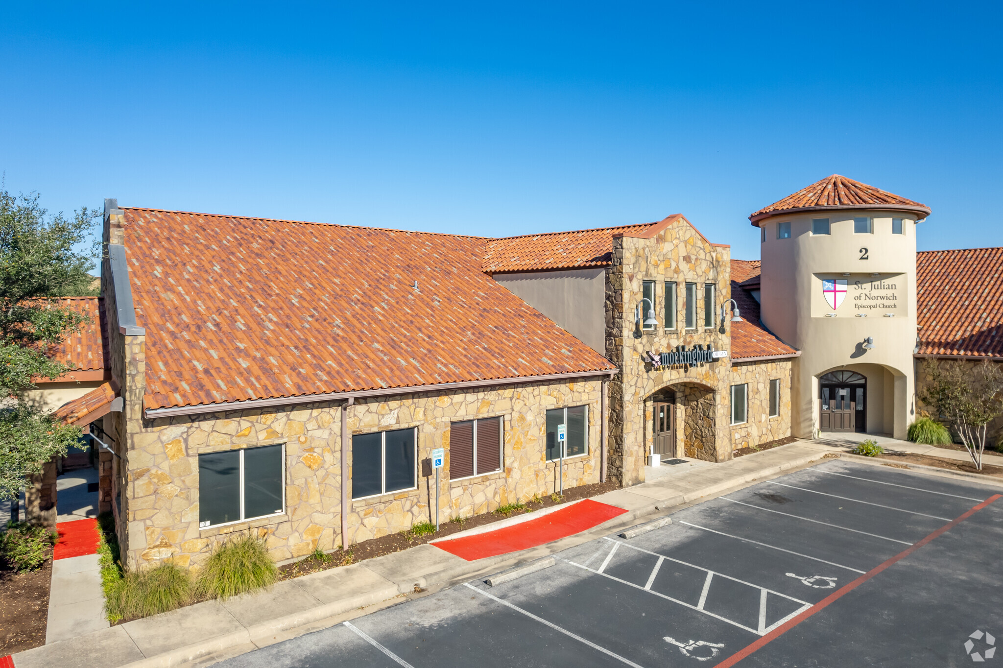 7700 Cat Hollow Dr, Round Rock, TX for lease Primary Photo- Image 1 of 20