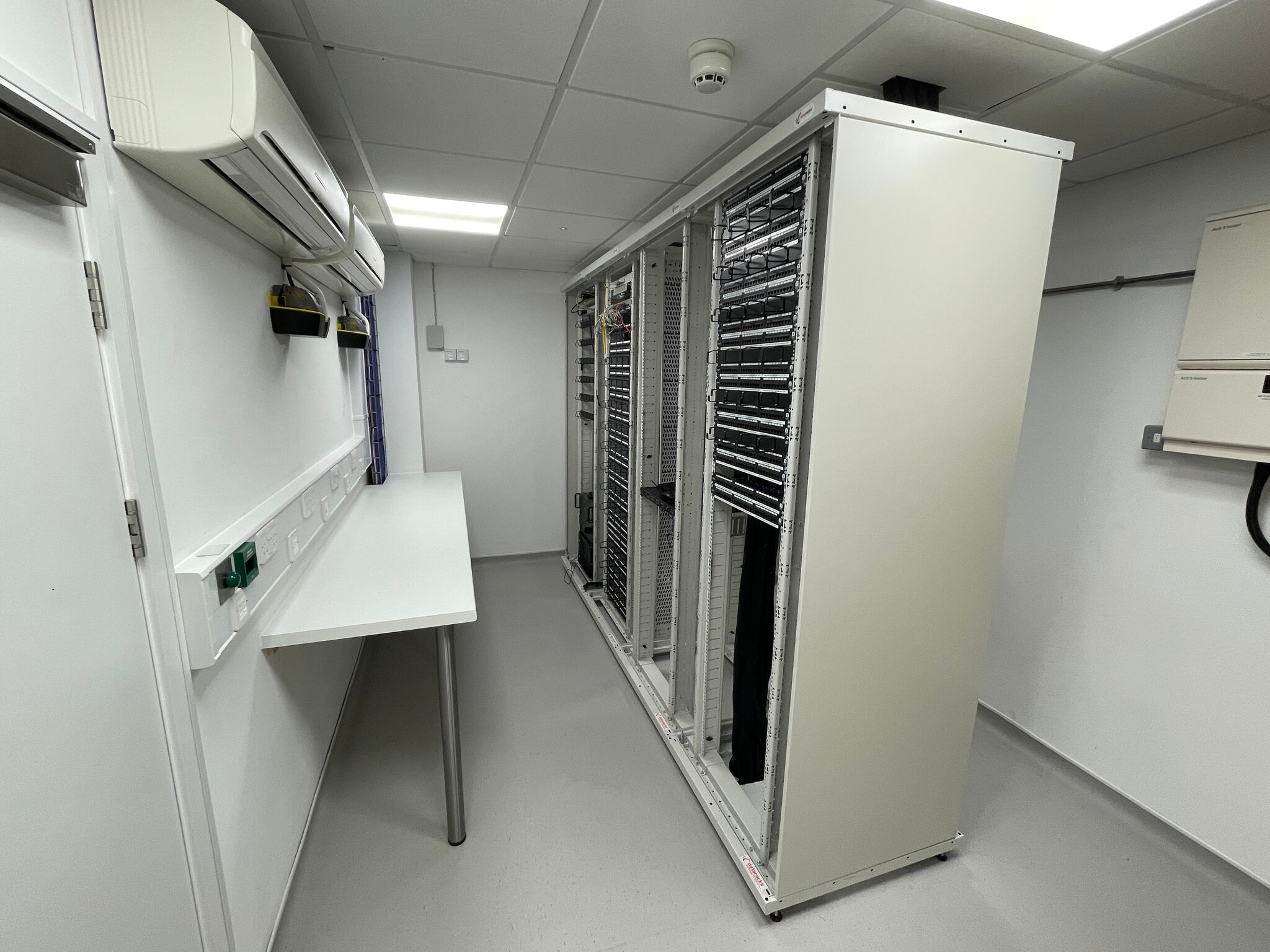 4-10 The Quadrant, Abingdon for lease Interior Photo- Image 1 of 2