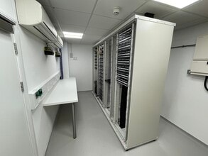 4-10 The Quadrant, Abingdon for lease Interior Photo- Image 1 of 2