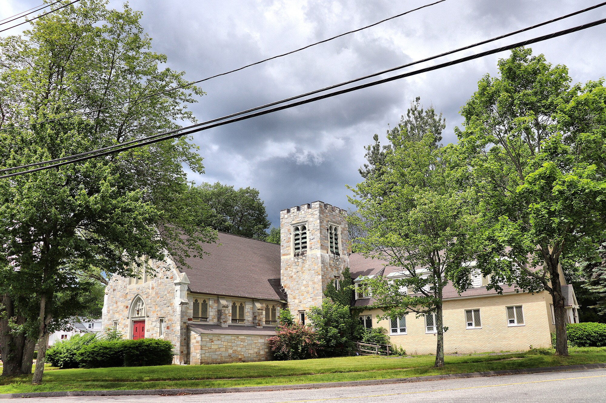 209 Lawrence St, Gardner, MA 01440