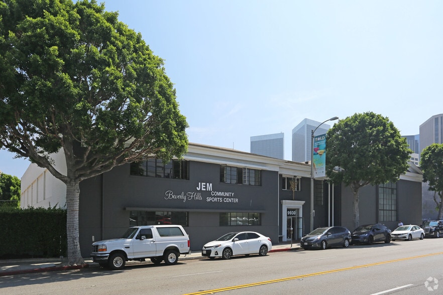 9930 Santa Monica Blvd, Beverly Hills, CA for lease - Building Photo - Image 2 of 2