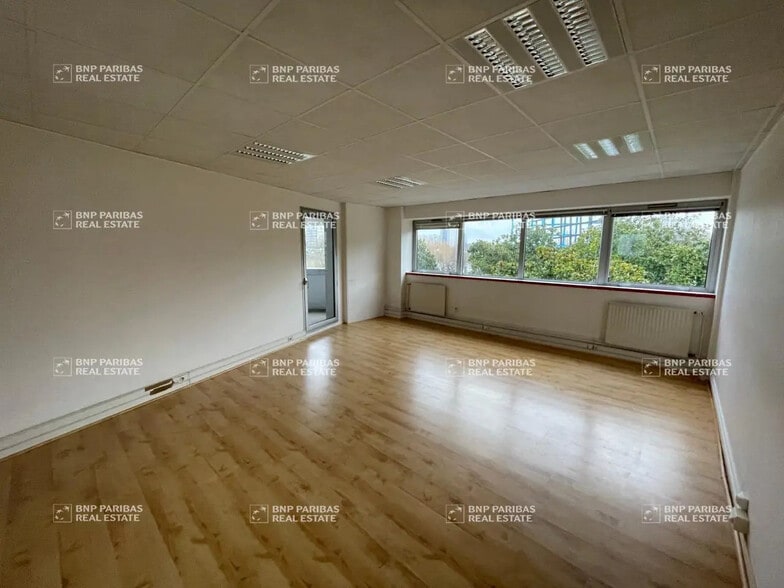 Office in Nantes for sale - Building Photo - Image 3 of 12