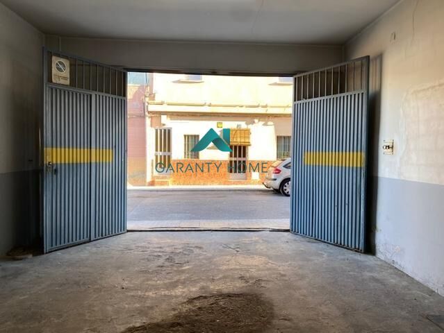 Retail in Paterna, Valencia for lease - Interior Photo - Image 2 of 4