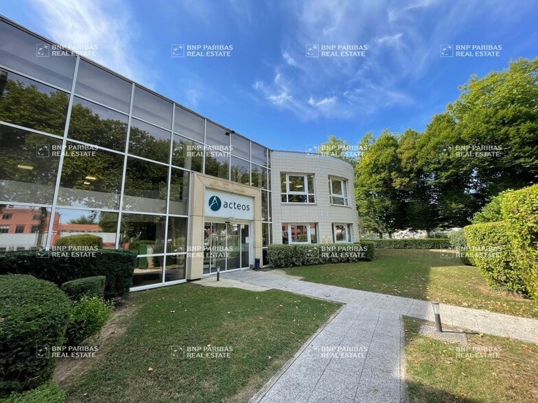2/4 Rue Duflot, Roubaix for lease - Building Photo - Image 2 of 15