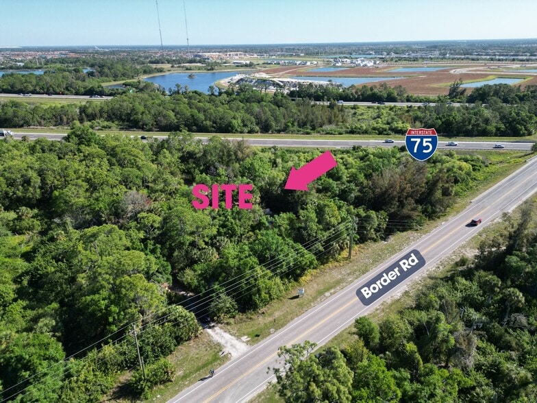 1976 Border Road Rd, Venice, FL for sale - Building Photo - Image 3 of 7