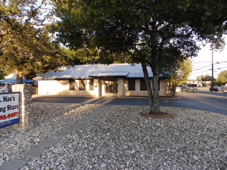 102-106 San Gabriel Blvd, Georgetown, TX for sale - Building Photo - Image 1 of 1