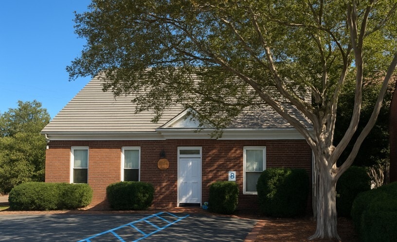 515 E Saint John St, Spartanburg, SC for lease - Building Photo - Image 1 of 1