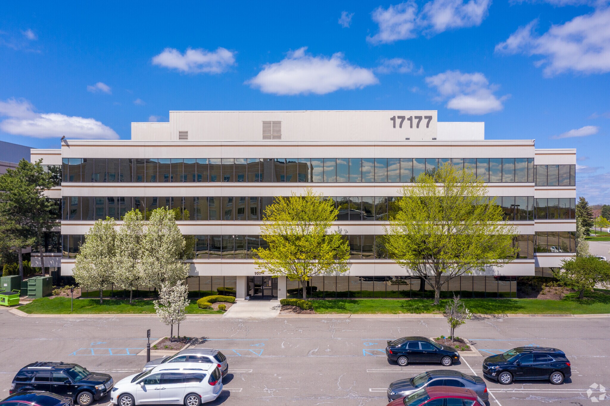 17177 N Laurel Park Dr, Livonia, MI 48152 Regus Laurel Office Park