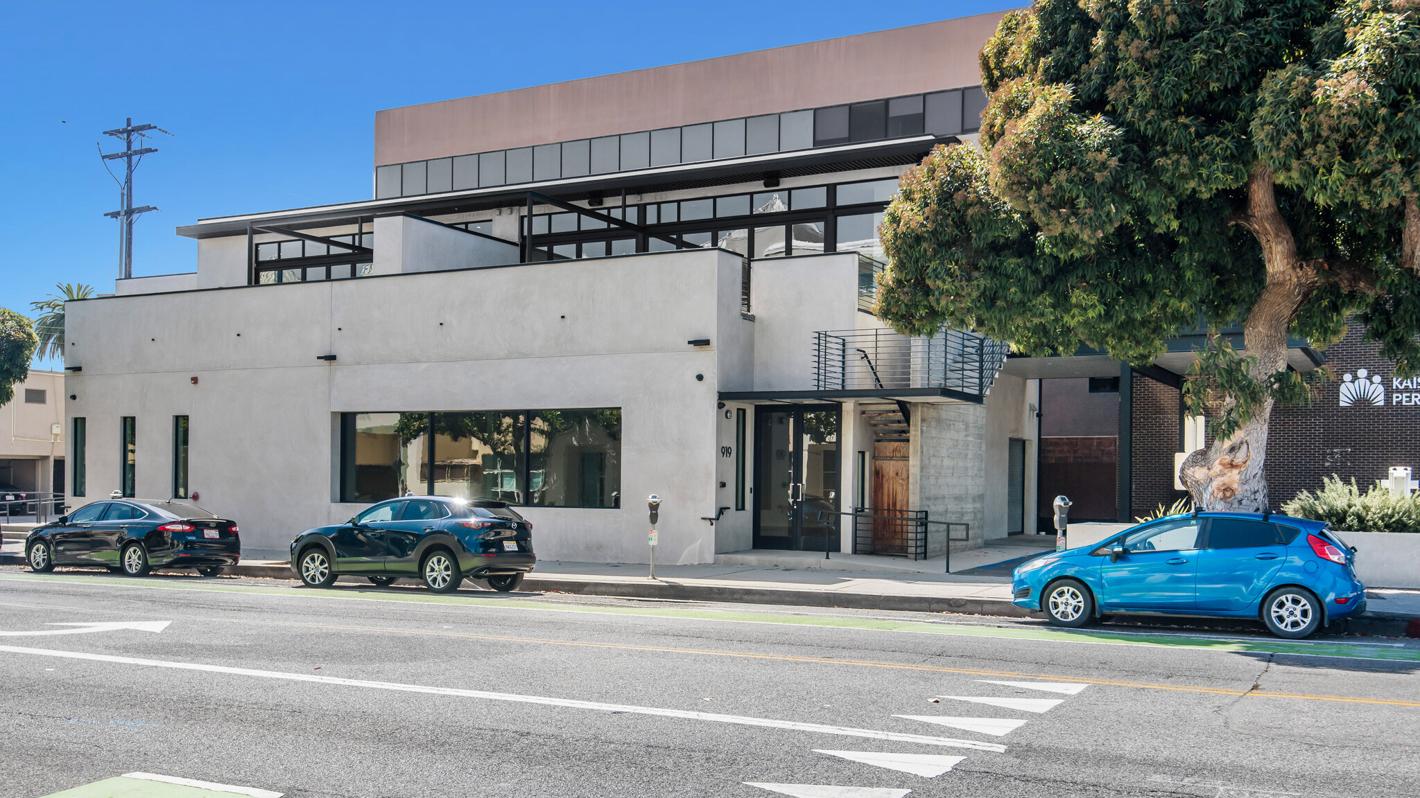 919-929 Broadway, Santa Monica, CA for lease Building Photo- Image 1 of 13