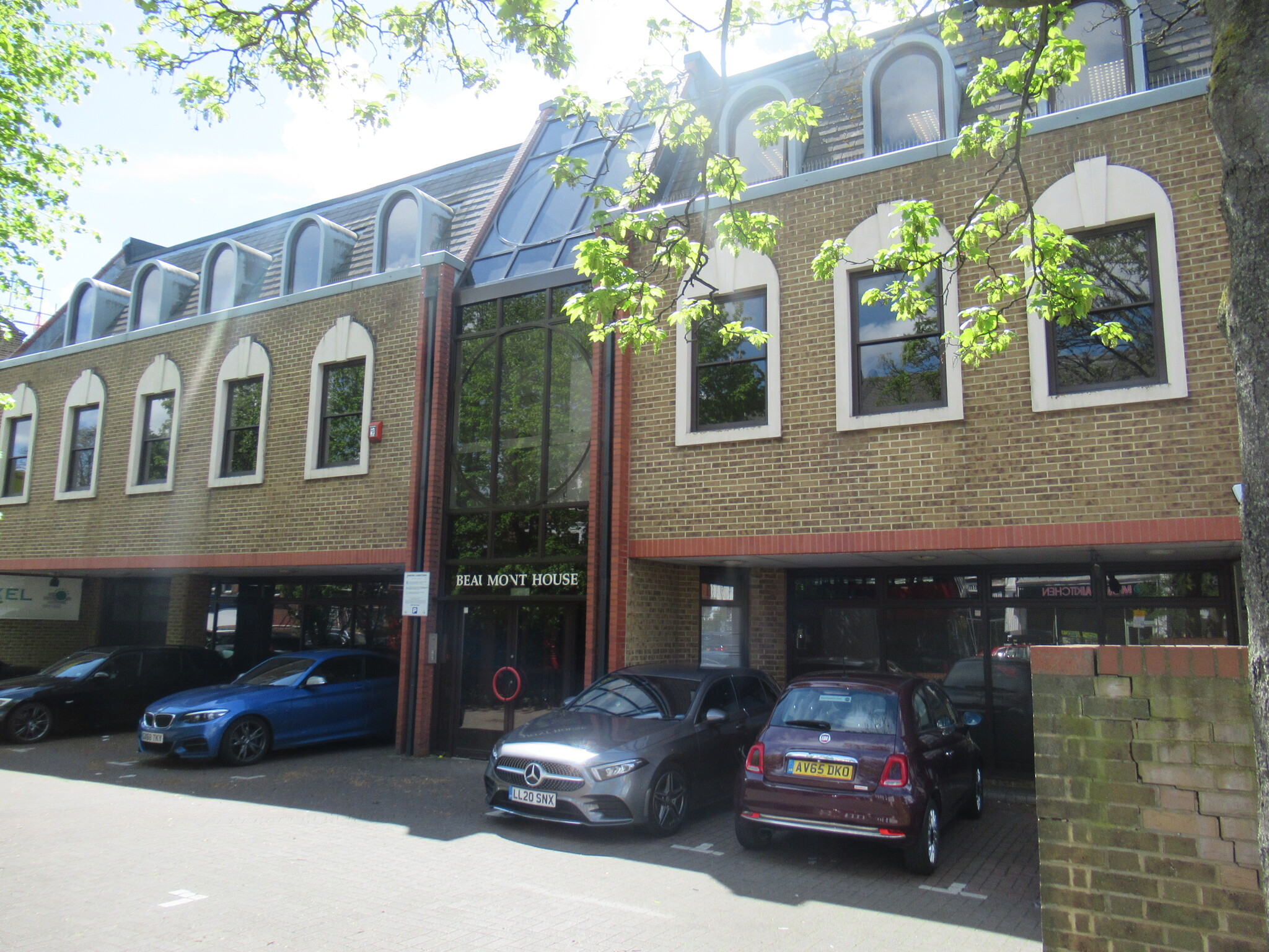 Lambton Rd, London for lease Building Photo- Image 1 of 5