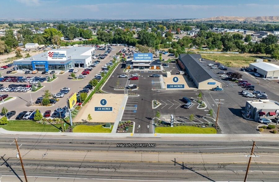 965 & 985 NW 16th St, Fruitland, ID for sale - Building Photo - Image 1 of 8