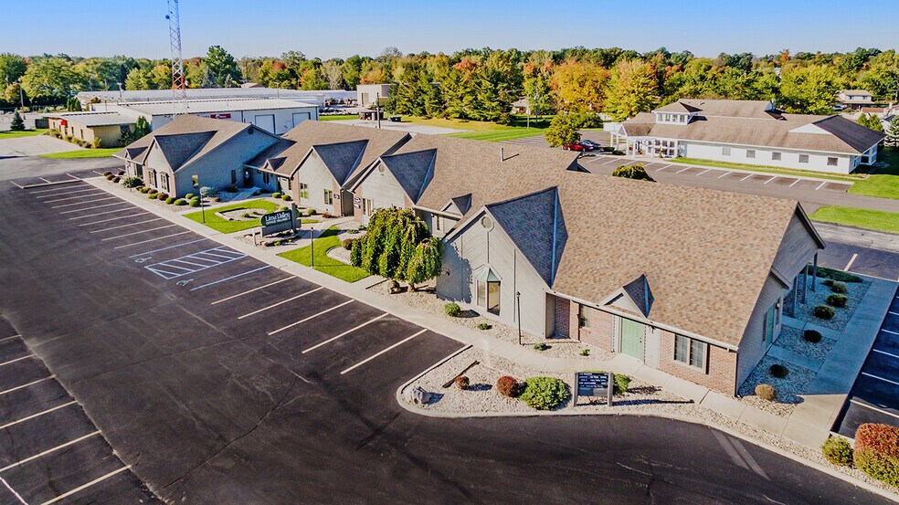 8109-8115 Lima Rd, Fort Wayne, IN for sale - Primary Photo - Image 1 of 1