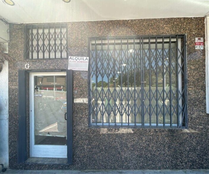 in Torrelodones, Madrid for sale - Building Photo - Image 1 of 1
