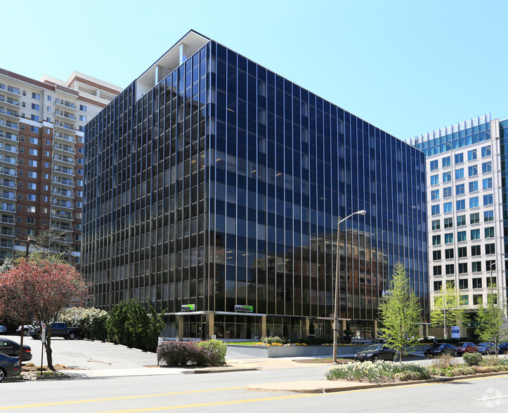 4040 N Fairfax Dr, Arlington, VA for lease - Primary Photo - Image 1 of 23