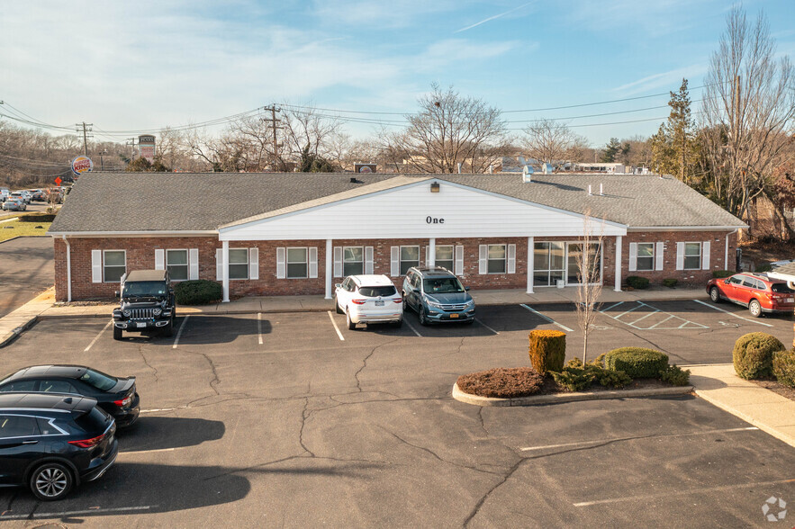 2500 Nesconset Hwy, Stony Brook, NY for sale - Building Photo - Image 3 of 4