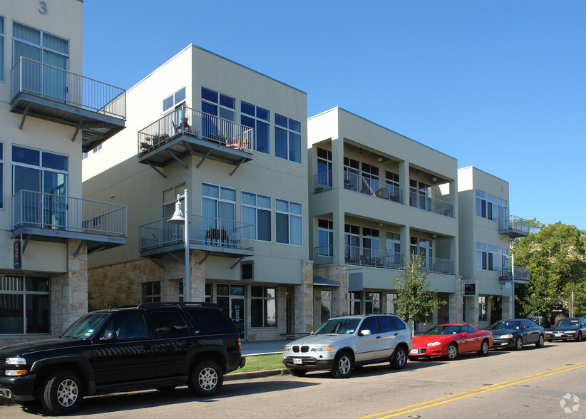 2401 E 6th St, Austin, TX for lease - Primary Photo - Image 1 of 37