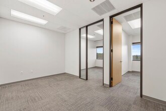 1601 Industrial Blvd, Sugar Land, TX for lease Interior Photo- Image 1 of 5