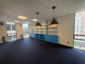 1320 19th St NW, Washington, DC for lease Interior Photo- Image 2 of 5