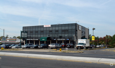 Alexandria Commercial Parking