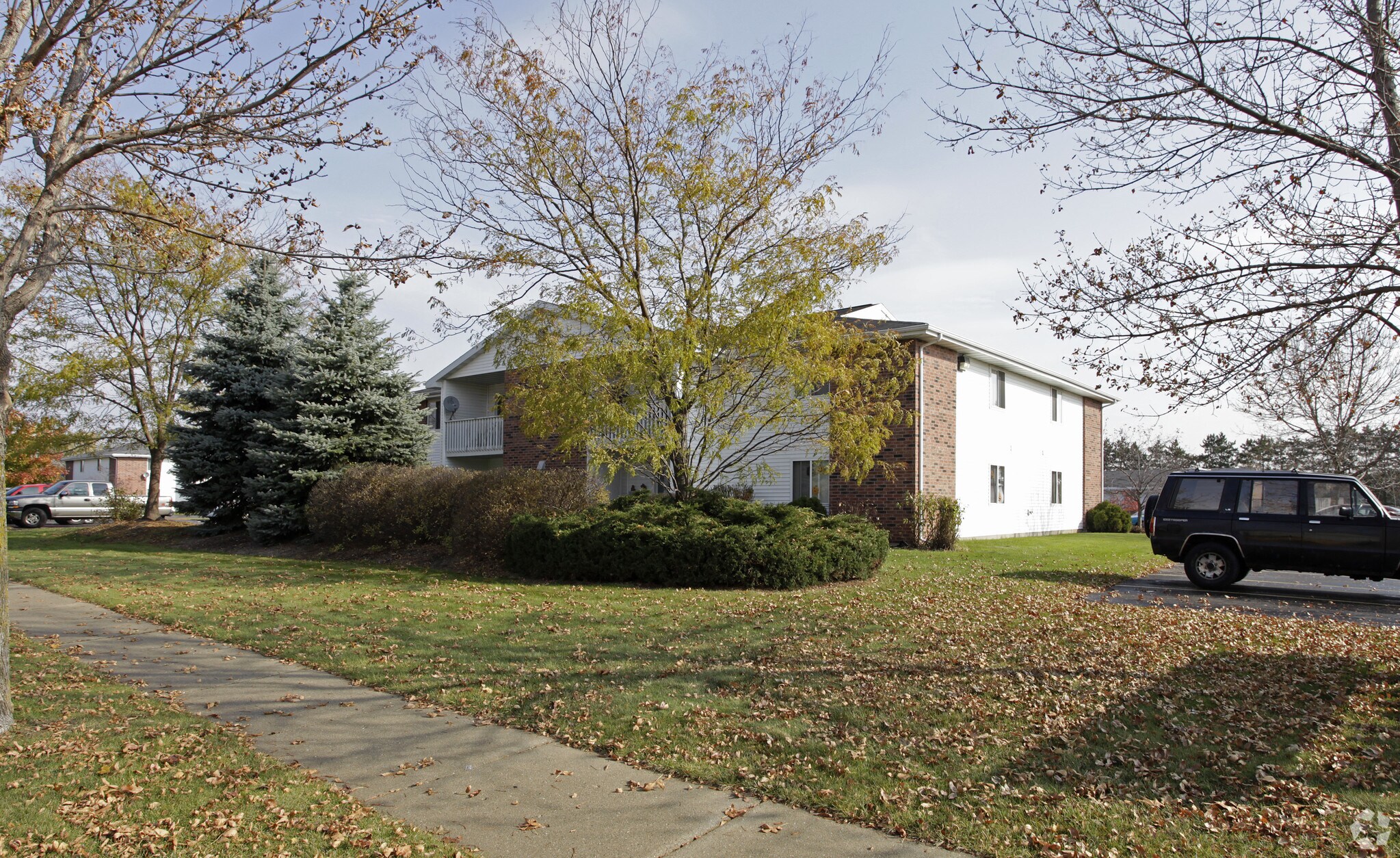 107-225 Turtle Creek Dr, Delavan, WI for sale Primary Photo- Image 1 of 1