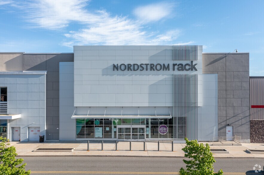 141 State Route 23, Wayne, NJ for lease - Building Photo - Image 2 of 6