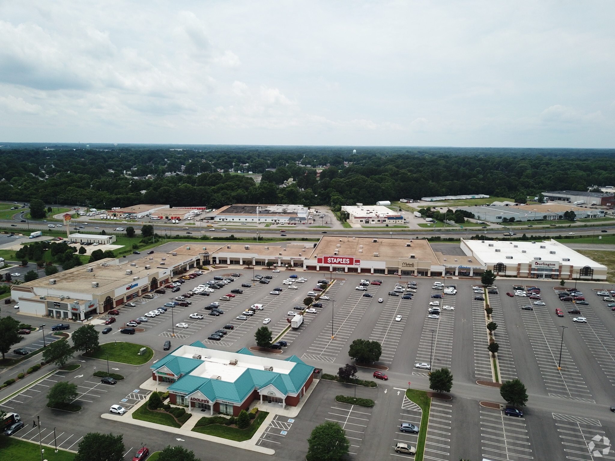 40-120 Southpark Mall, Colonial Heights, VA 23834 | LoopNet