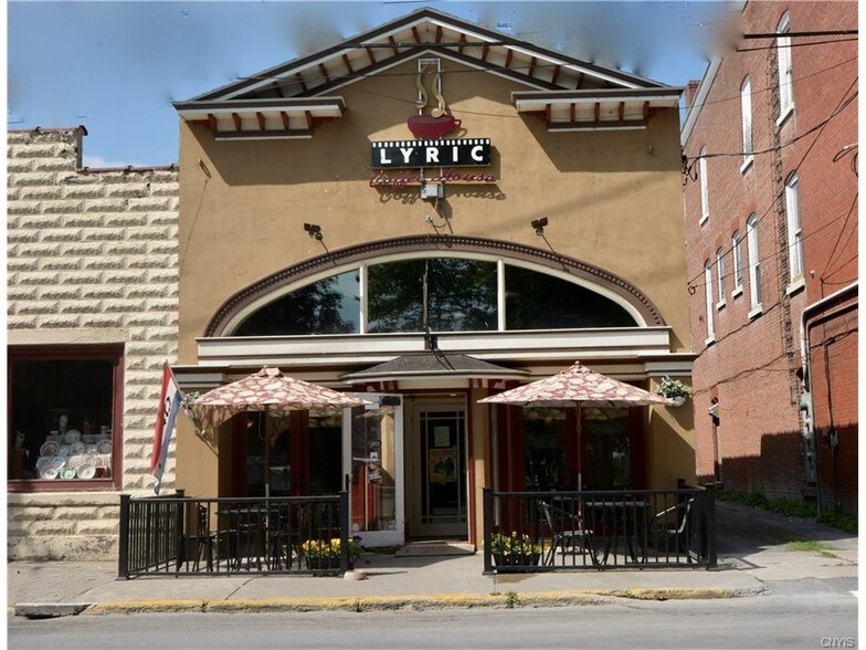 246 James St, Clayton, NY for sale - Building Photo - Image 1 of 1