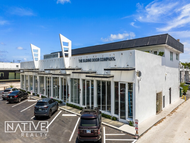 Mixed-use Portfolio in Studio City portfolio of 4 properties for sale on LoopNet.com - Building Photo - Image 3 of 28