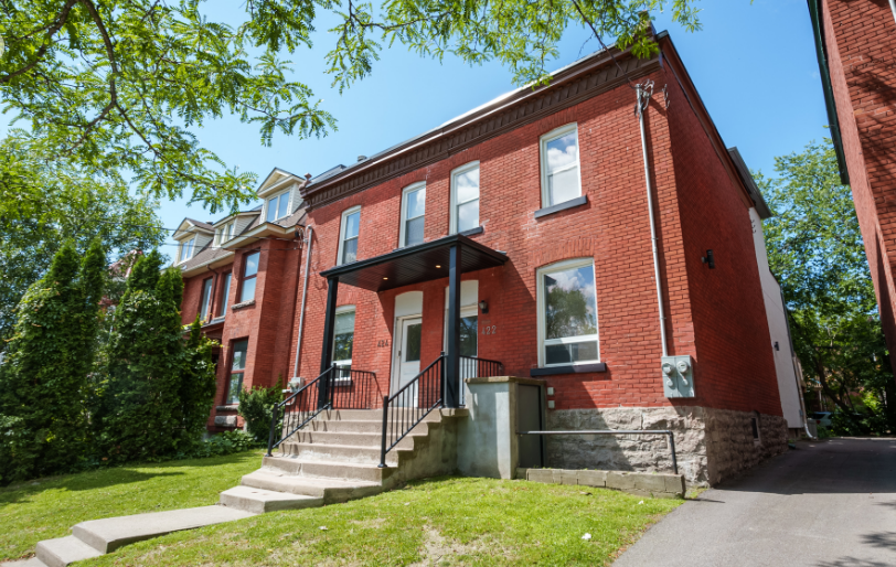 424 Nelson St, Ottawa, ON for sale - Primary Photo - Image 1 of 6