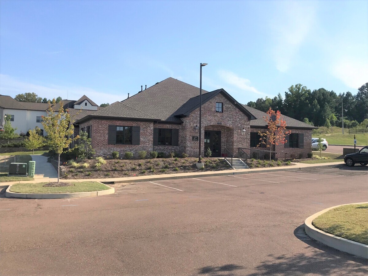 310 Enterprise Dr, Oxford, MS 38655