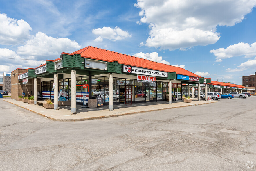 5303 Canotek Rd, Ottawa, ON for lease - Primary Photo - Image 1 of 4