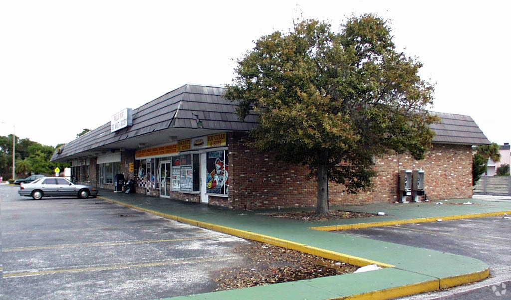 2220 62nd Ave S, Saint Petersburg, FL for lease Building Photo- Image 1 of 4